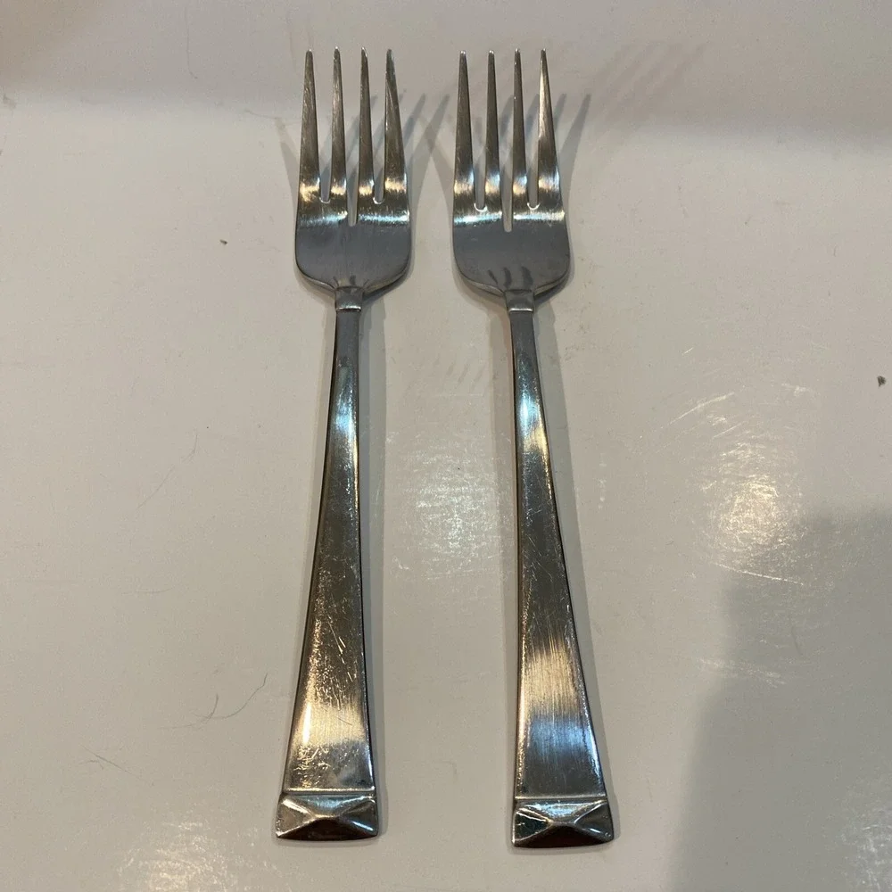 Towle Stainless Steel Flatware TWS550 Salad Forks (Two) 7 1/8